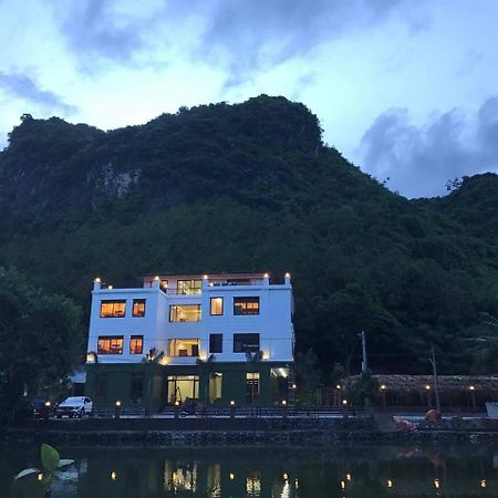 Central Backpackers Hostel - Catba Cat Ba Island Esterno foto